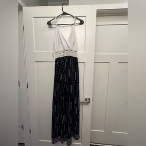 Papaya - Maxi Dress - Size M
